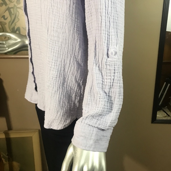 Nine West Women's Long Sleeve Double Gauze Button Up
New without tags. - Picture 5 of 13